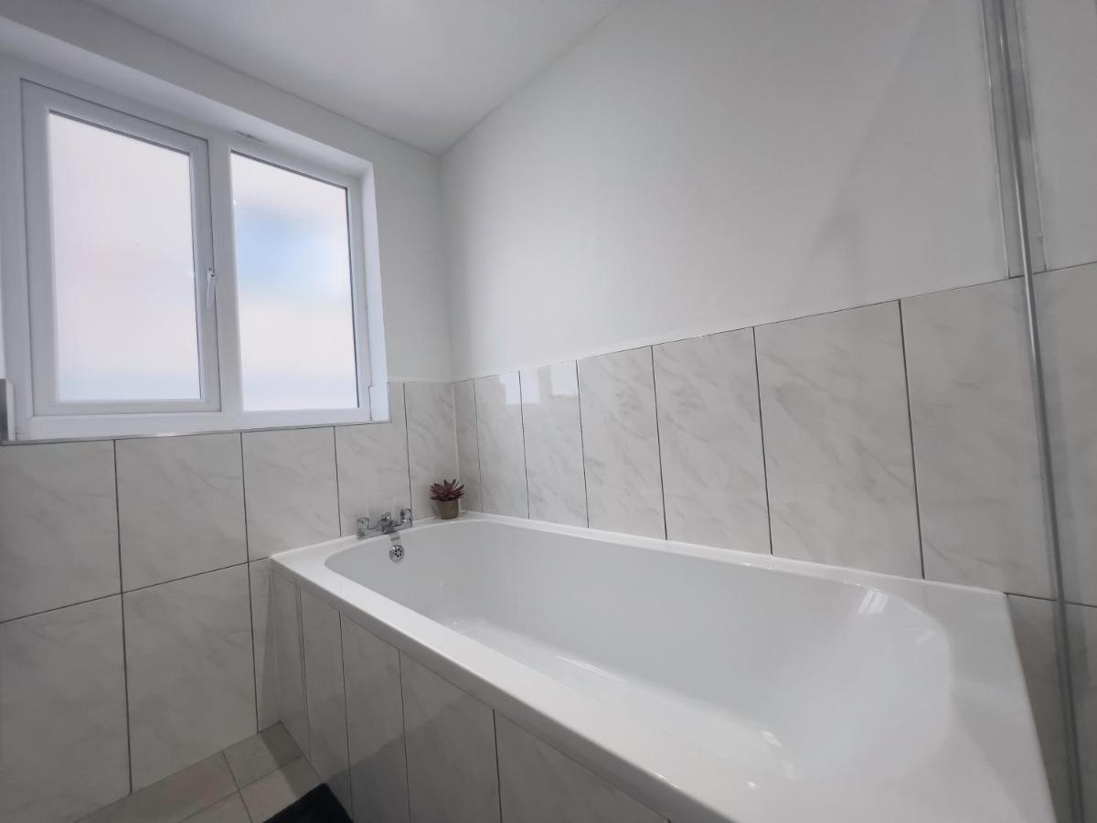 The Dragon Pad Boutique Apartment Royal Tunbridge Wells Eksteriør bilde