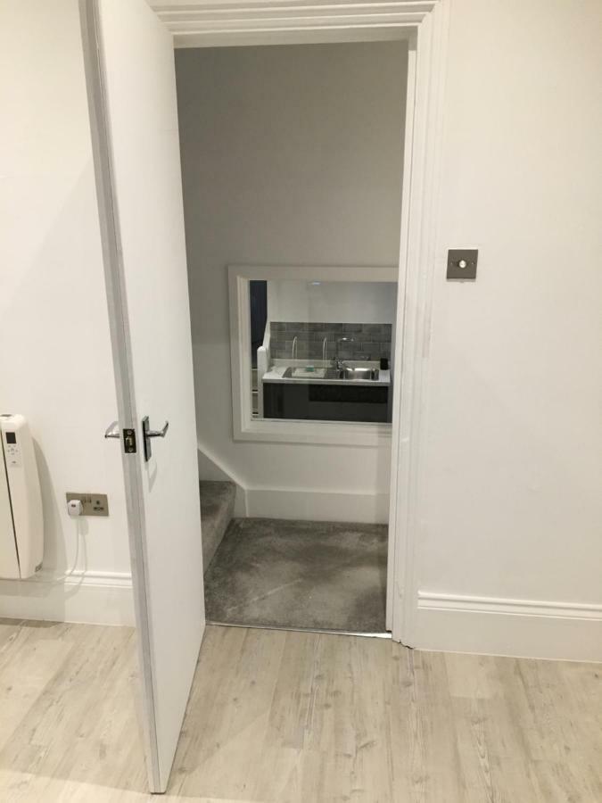 The Dragon Pad Boutique Apartment Royal Tunbridge Wells Eksteriør bilde